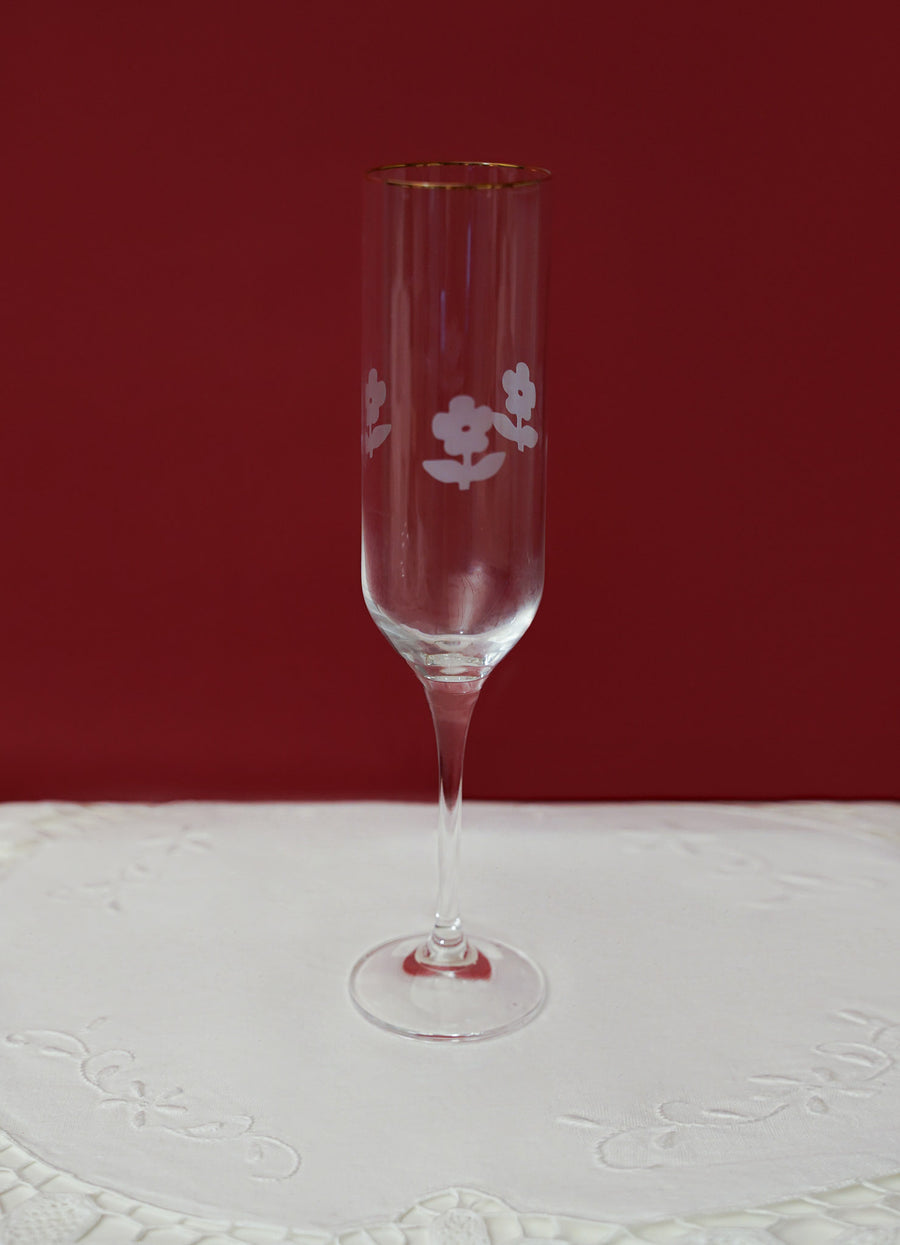 Set of 6 Little Flower Engraved Champagne Glasses