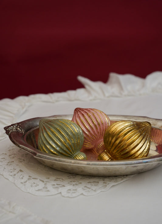 Antiquated Glass Drop Bauble - Dusty Pink