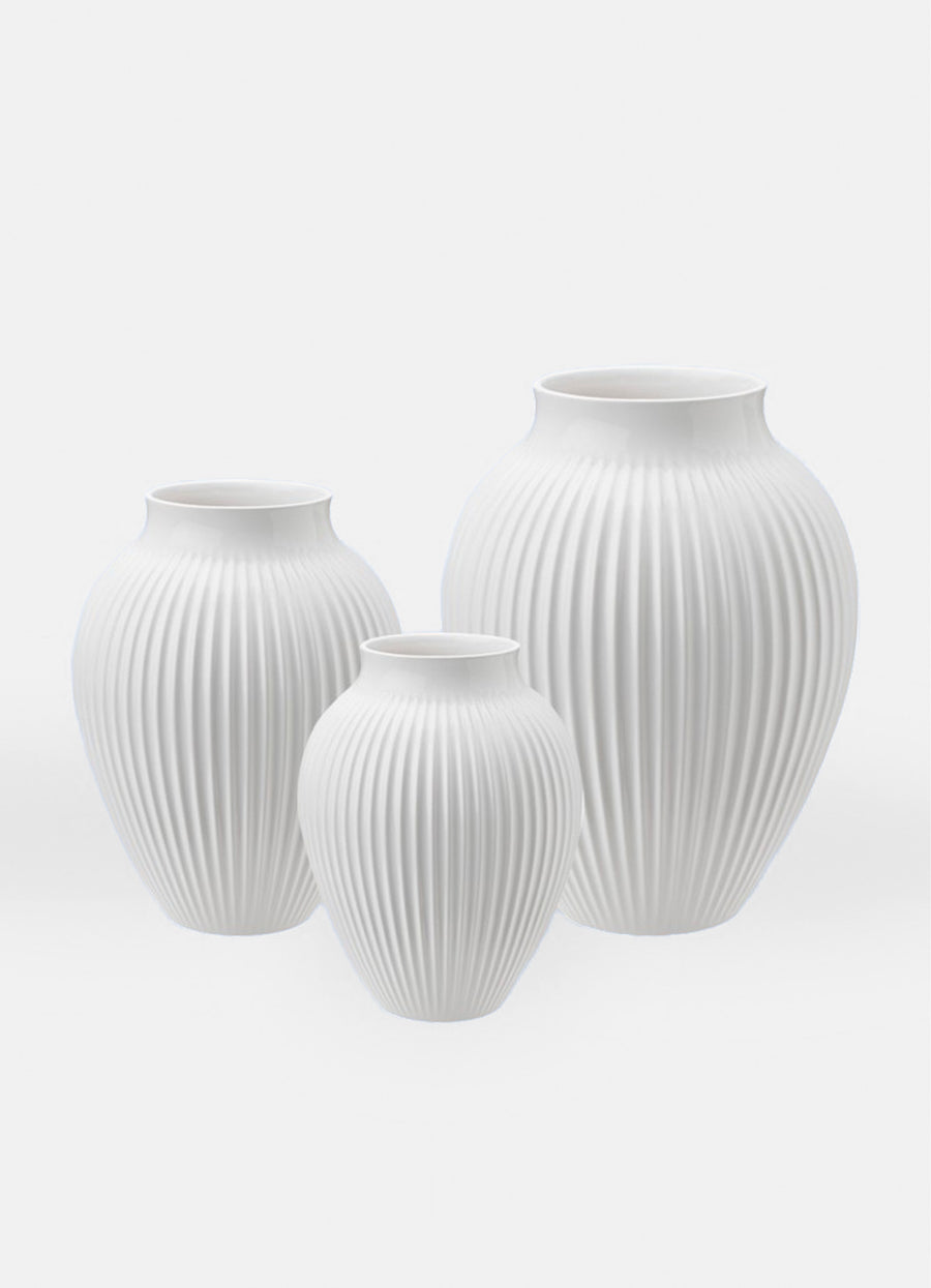 Knabstrup Vase with Grooves - White /  Medium