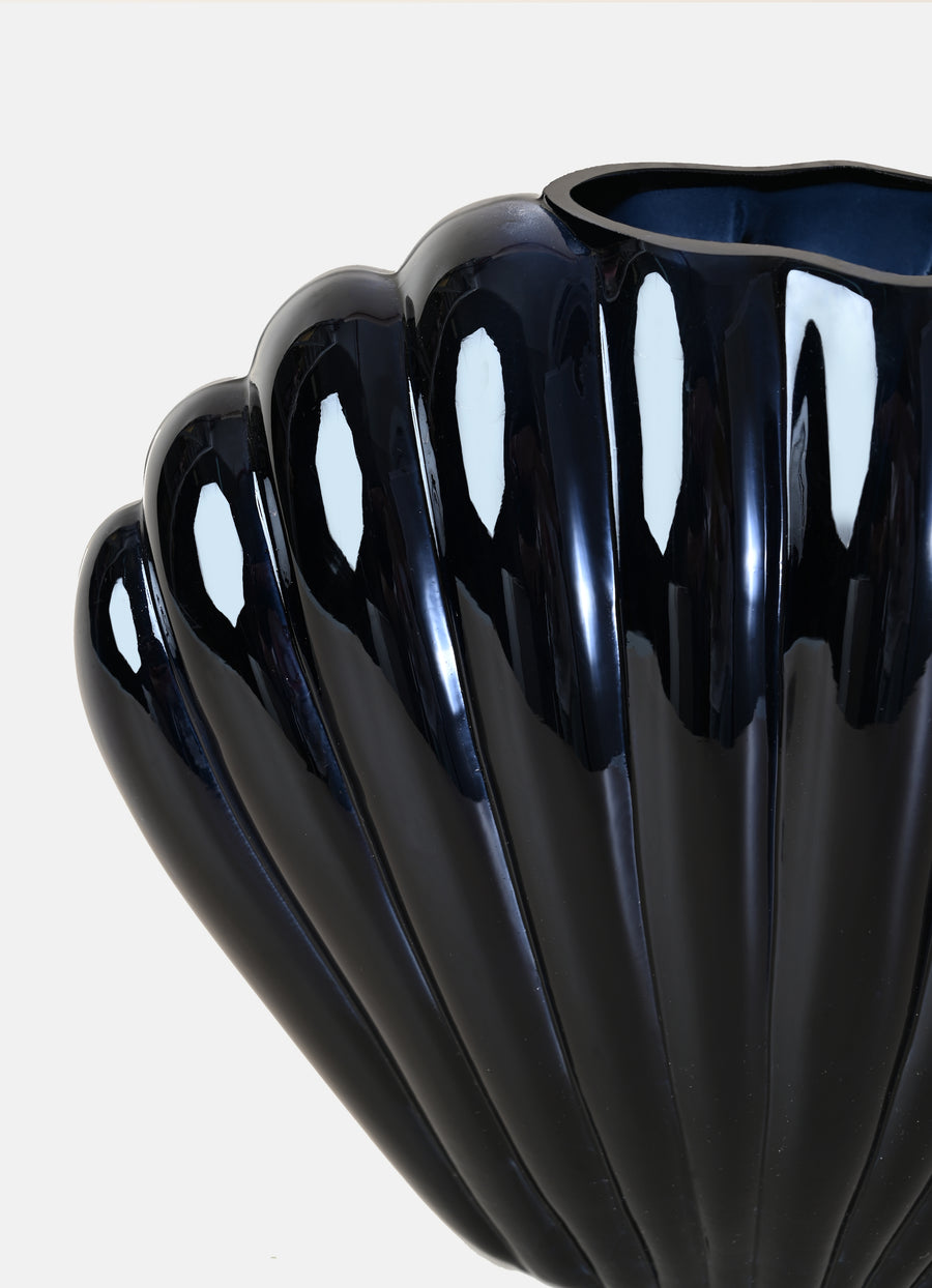 Shell Vase - Dark Blue