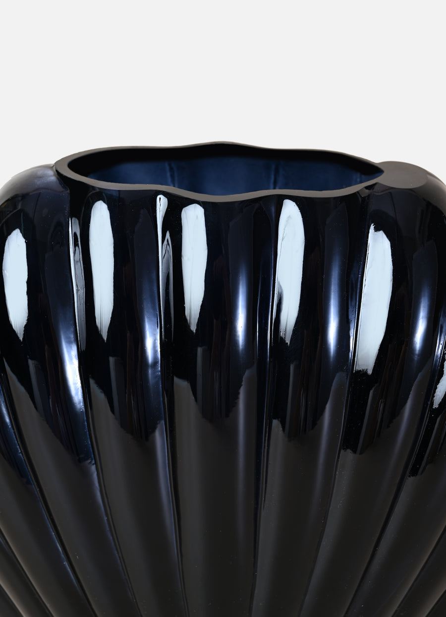 Shell Vase - Dark Blue
